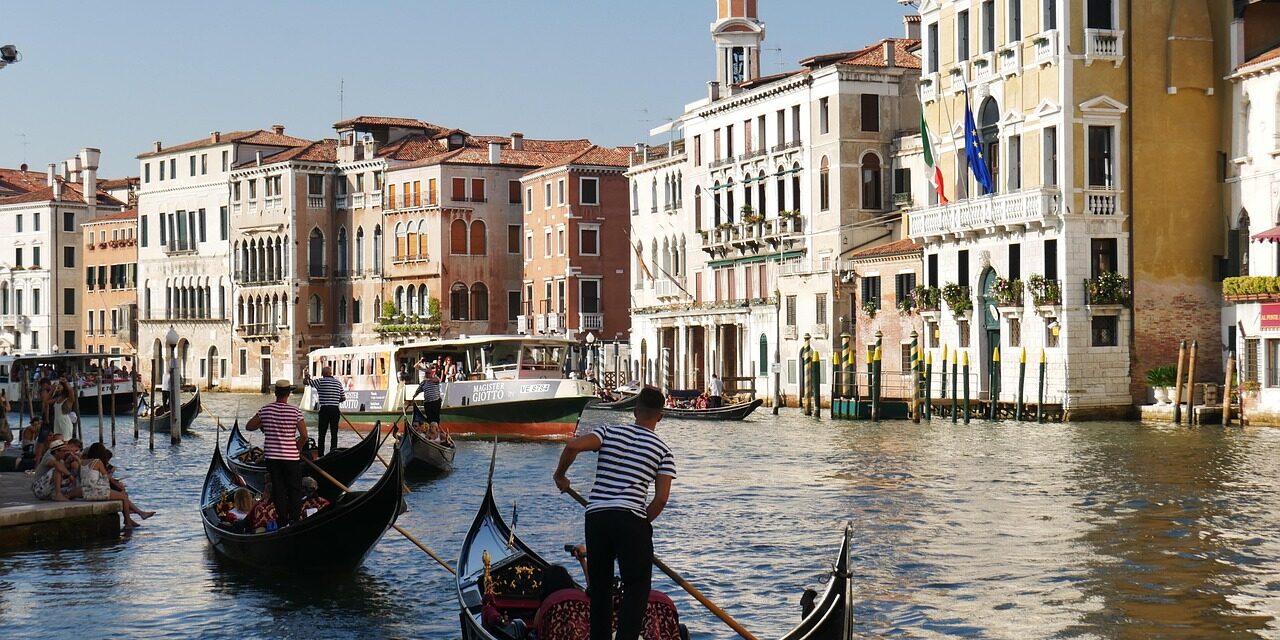 venice-2719616_1280