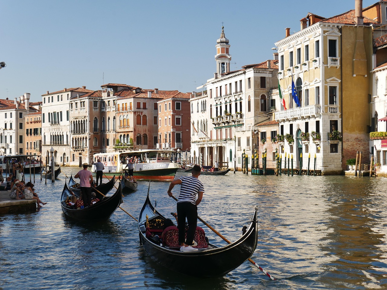 venice-2719616_1280